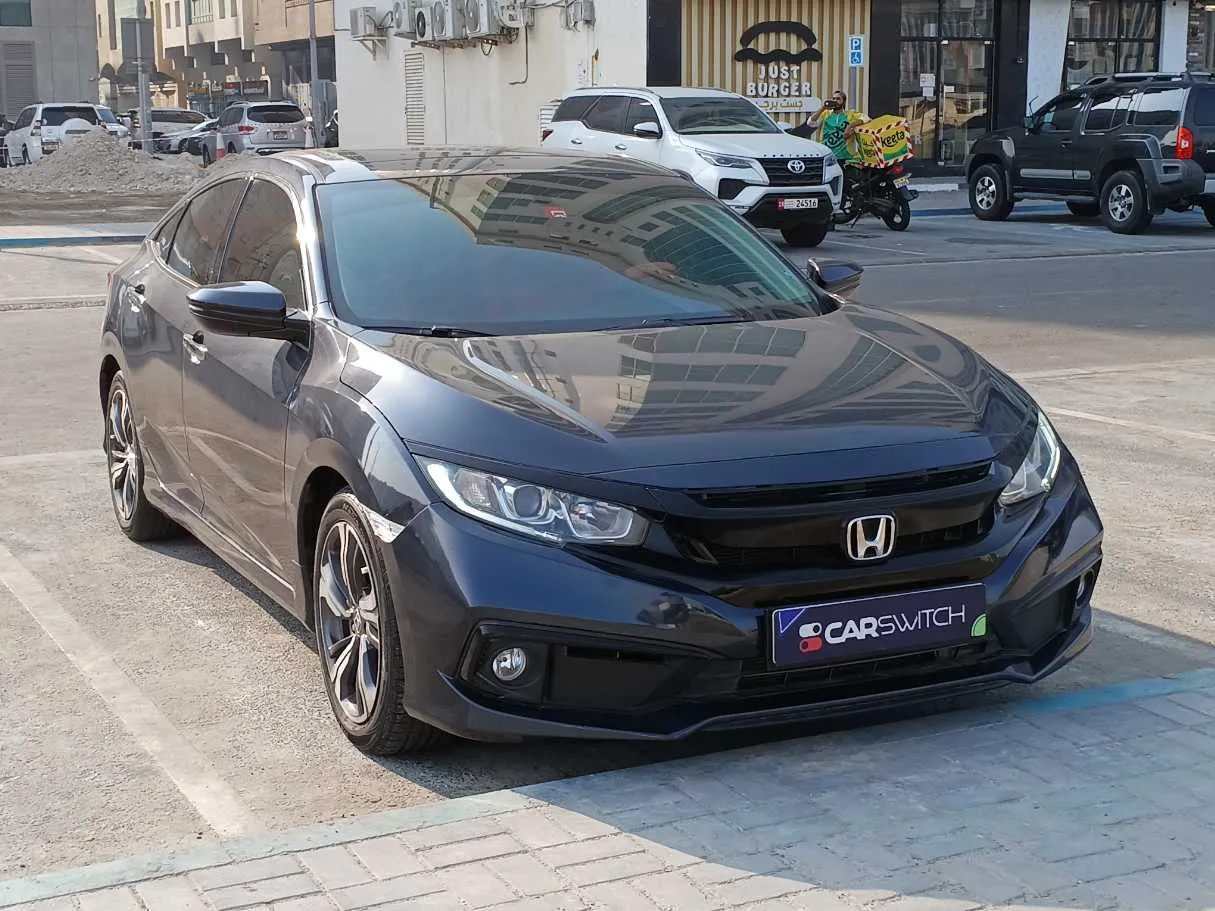 Car image 3