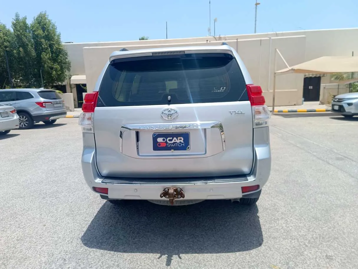 Car image 6
