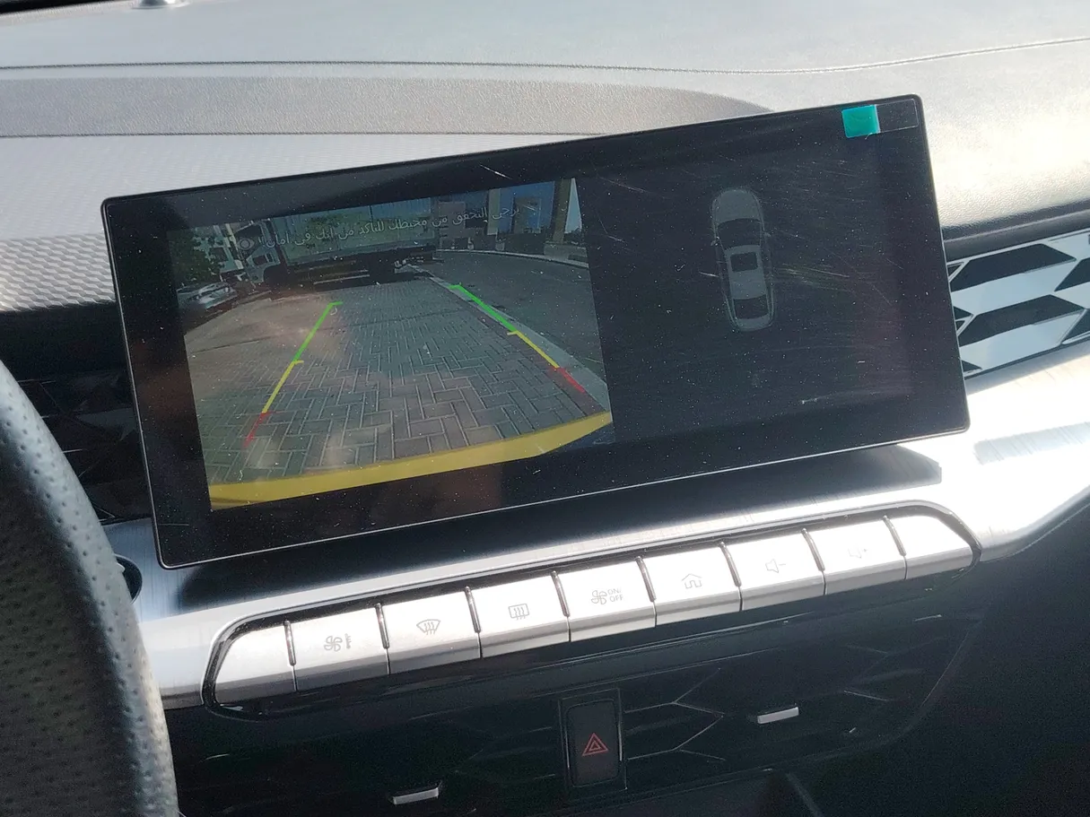 Car image 23