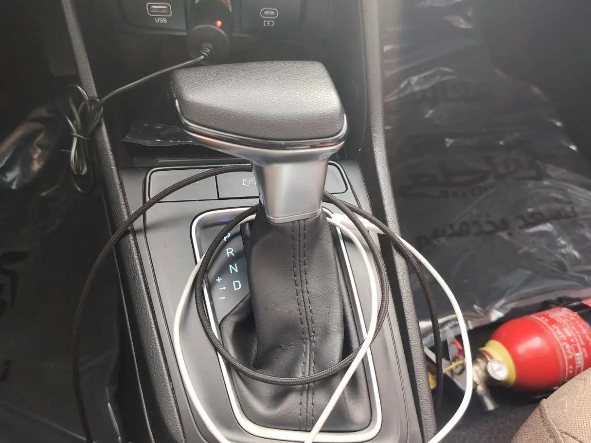 Car image 18