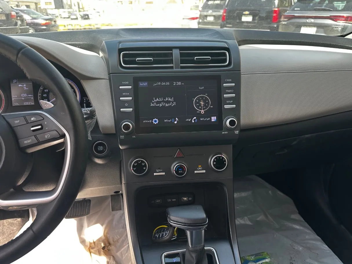 Car image 20