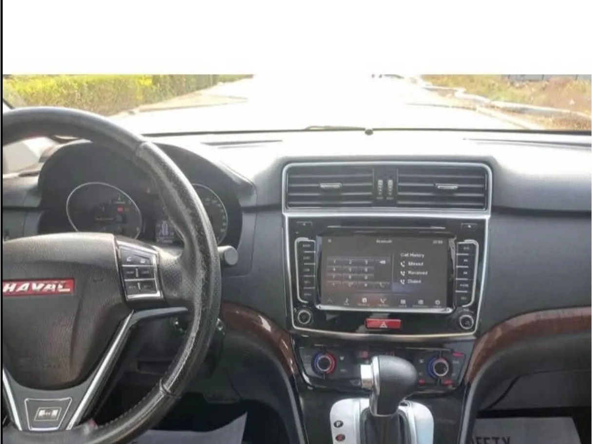 Car image 7
