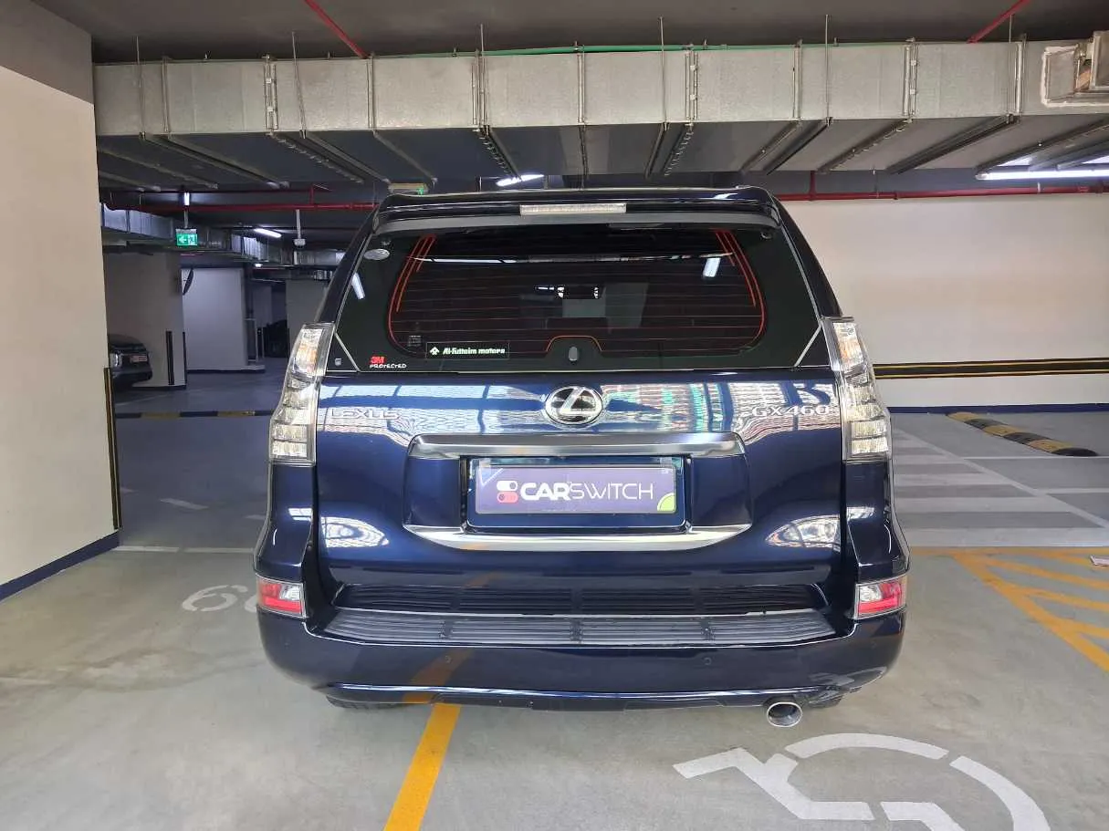 Car image 6