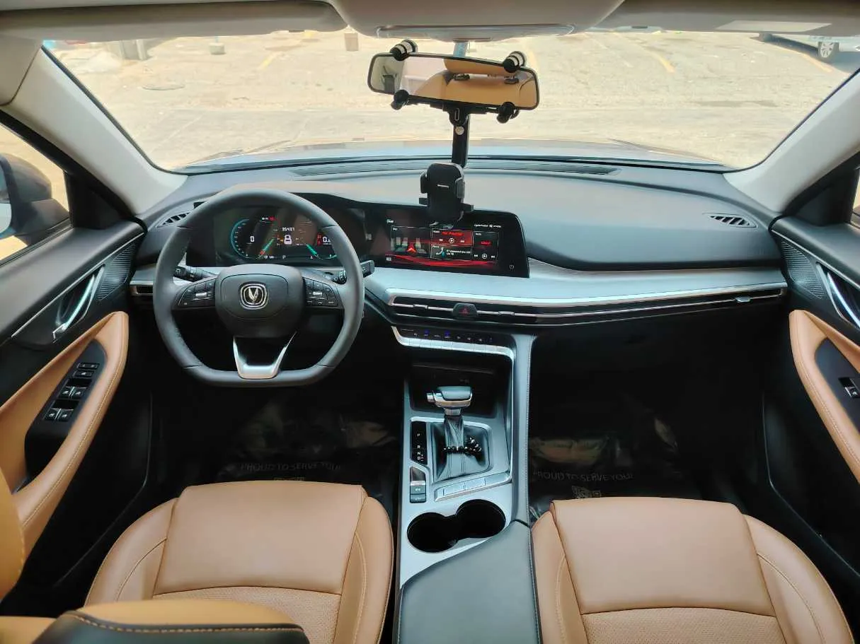 Car image 36