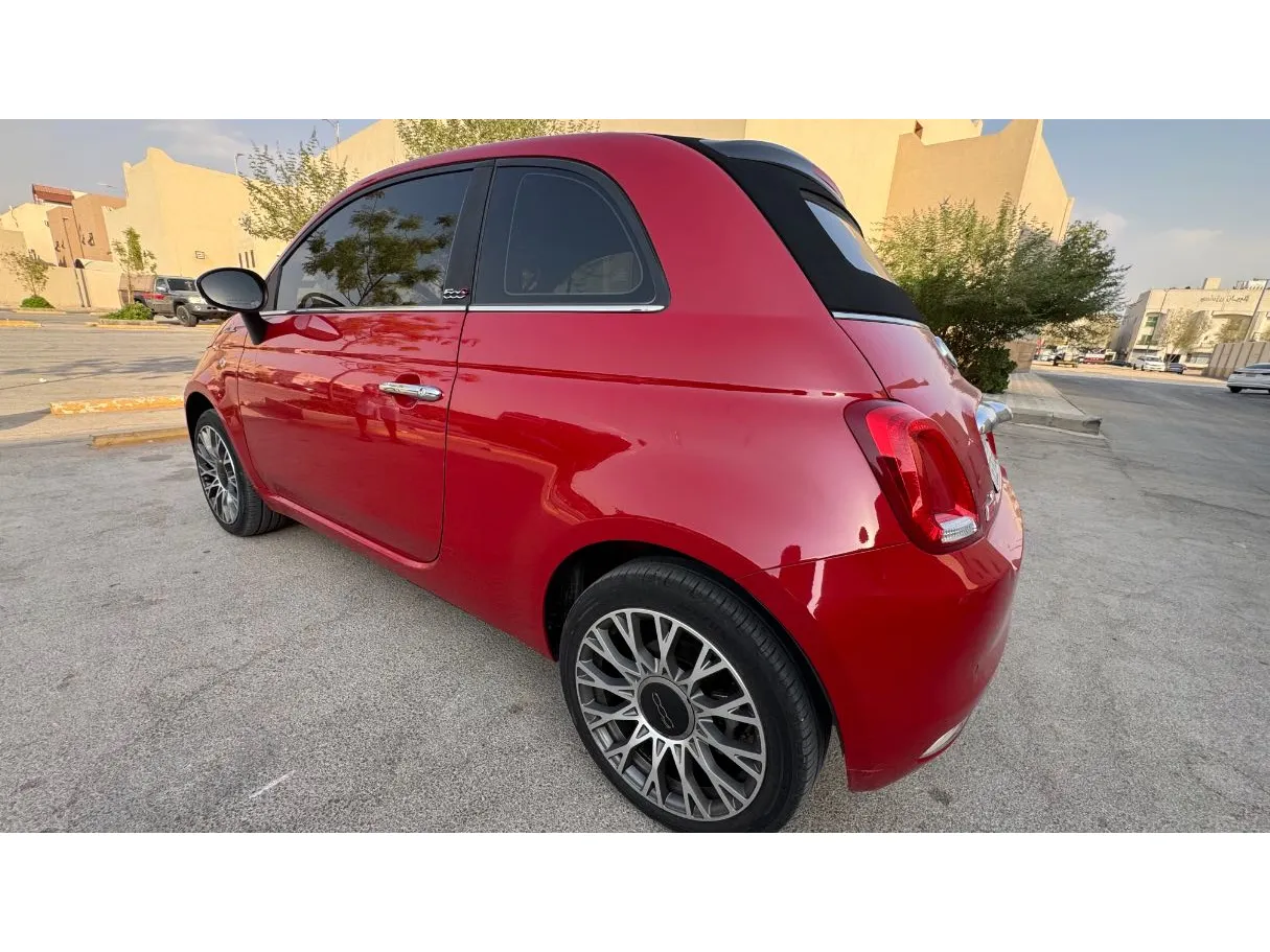 Car image 7