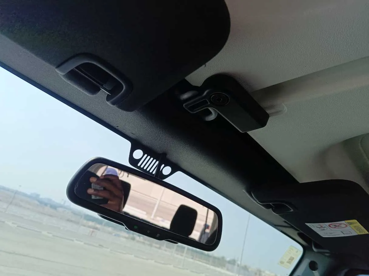 Car image 33