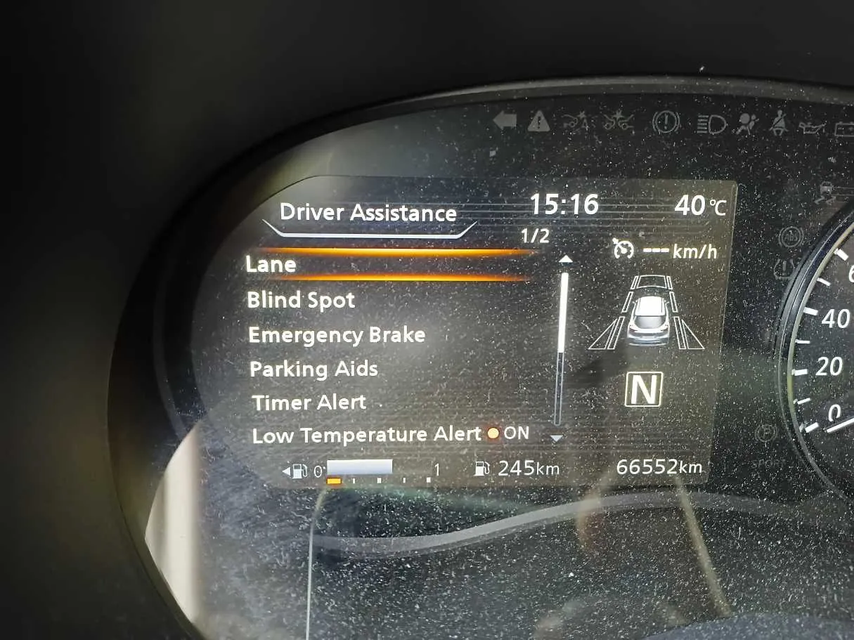 Car image 21