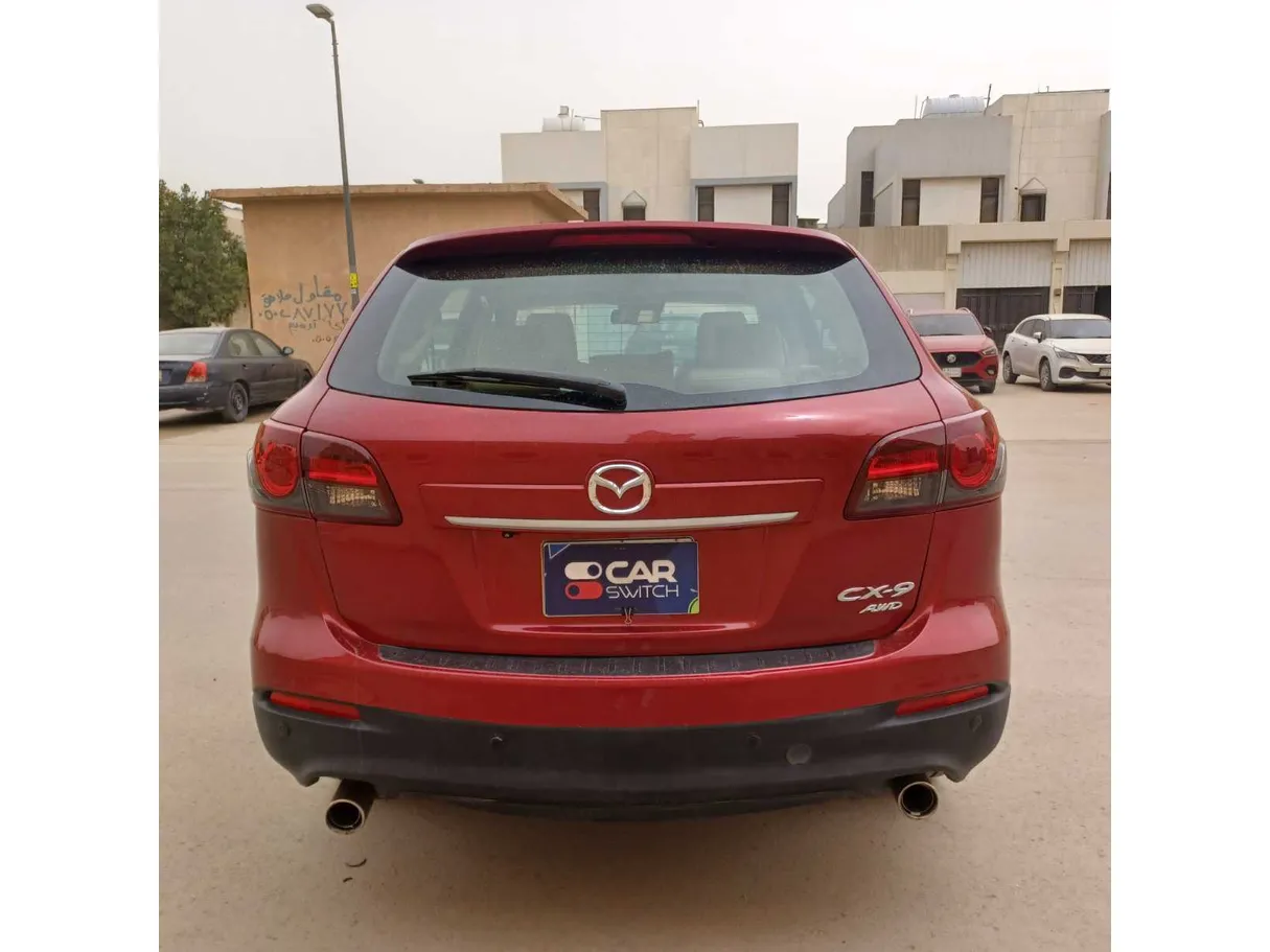 Car image 6