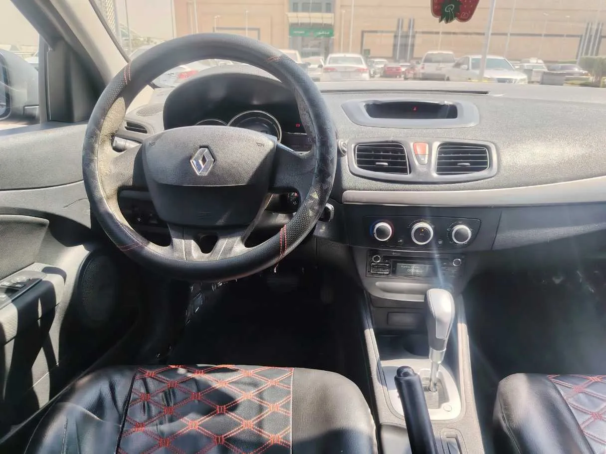 Car image 21