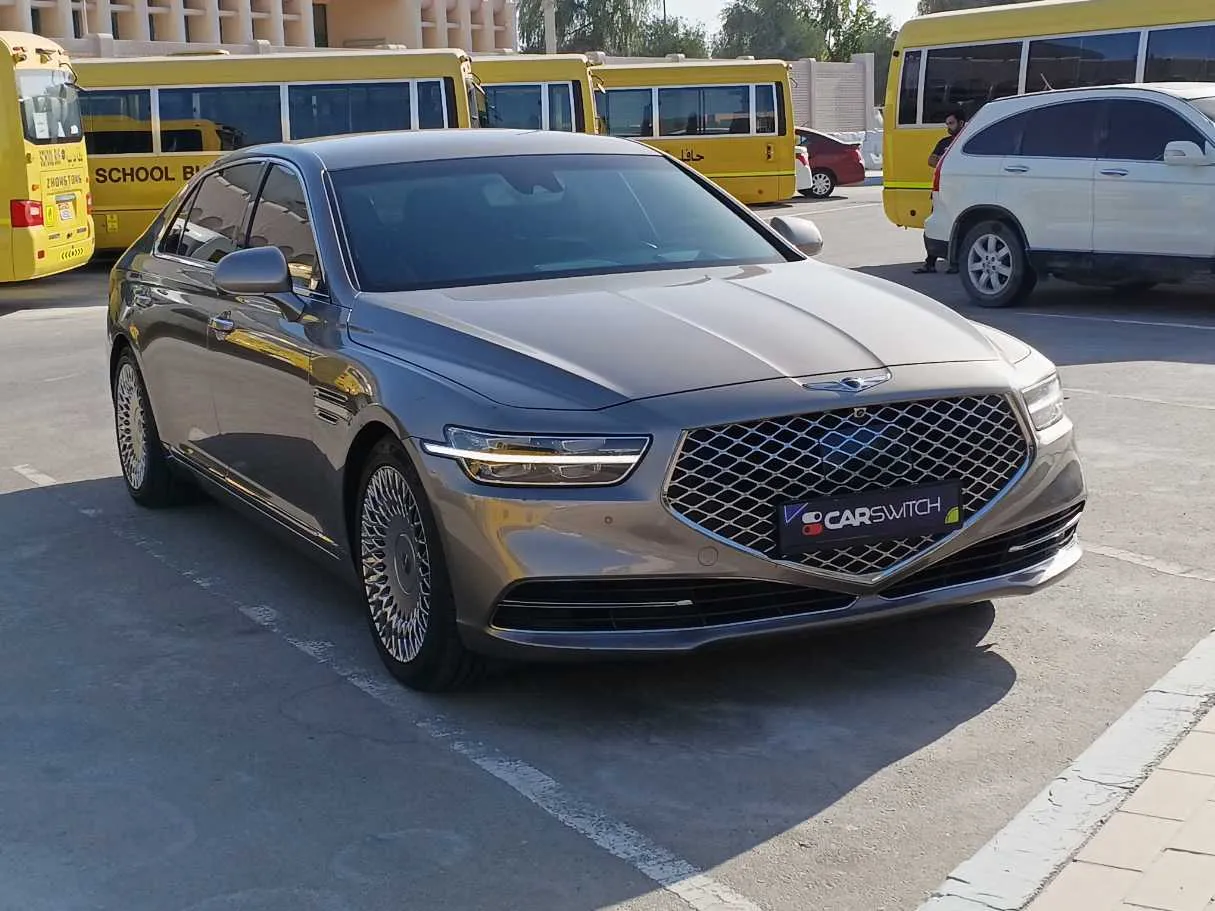 Car image 3