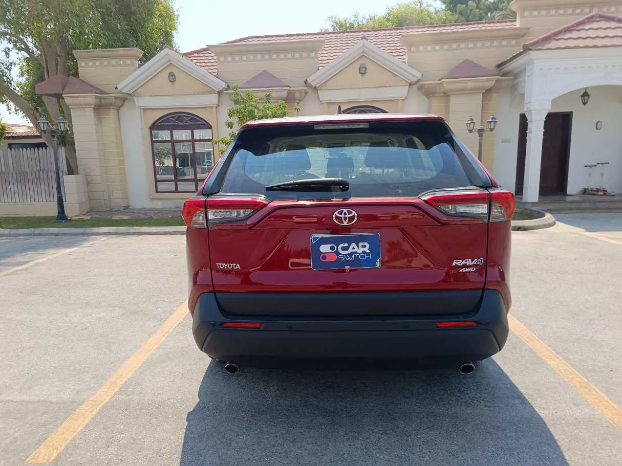 Car image 6