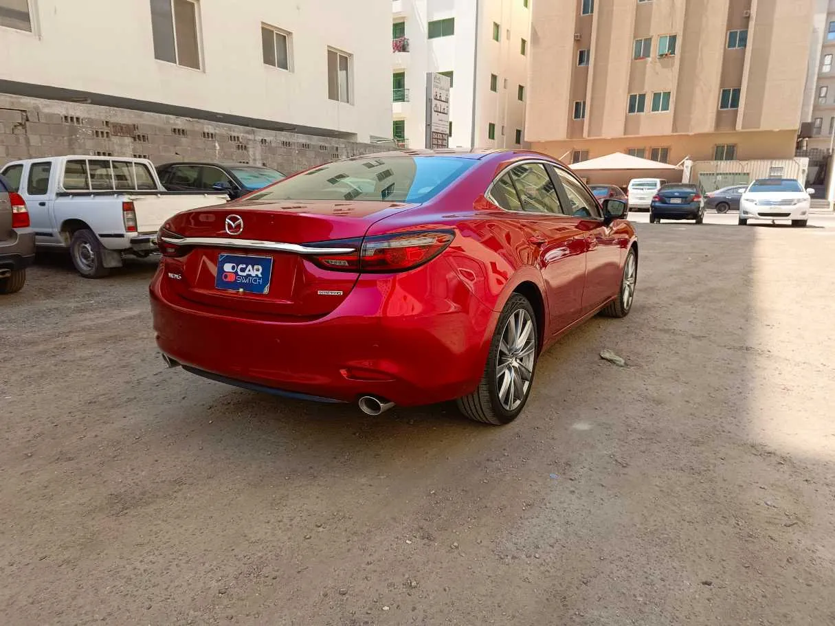 Car image 5