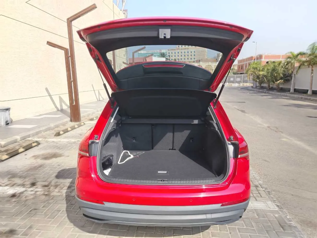 Car image 31