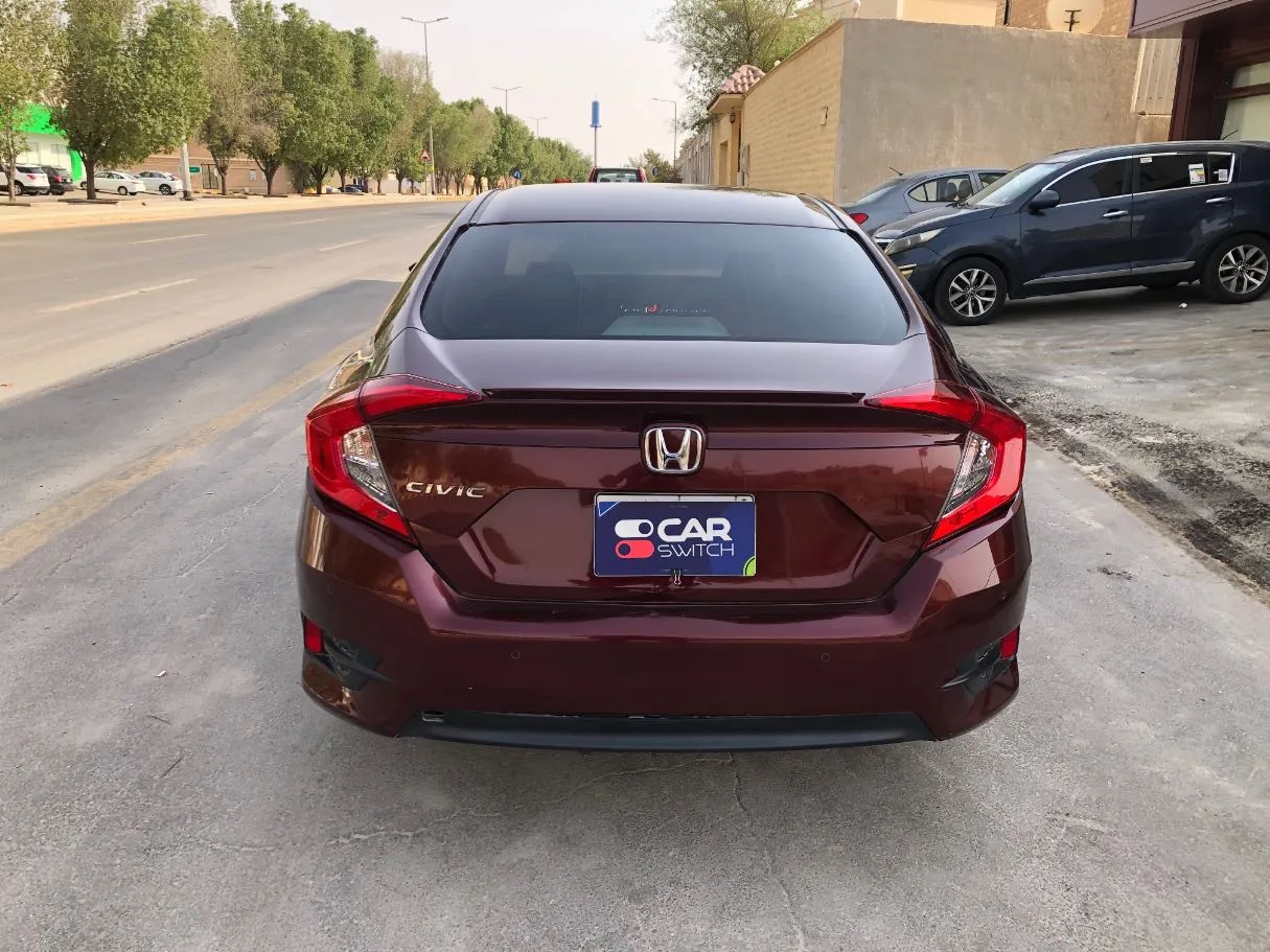 Car image 6