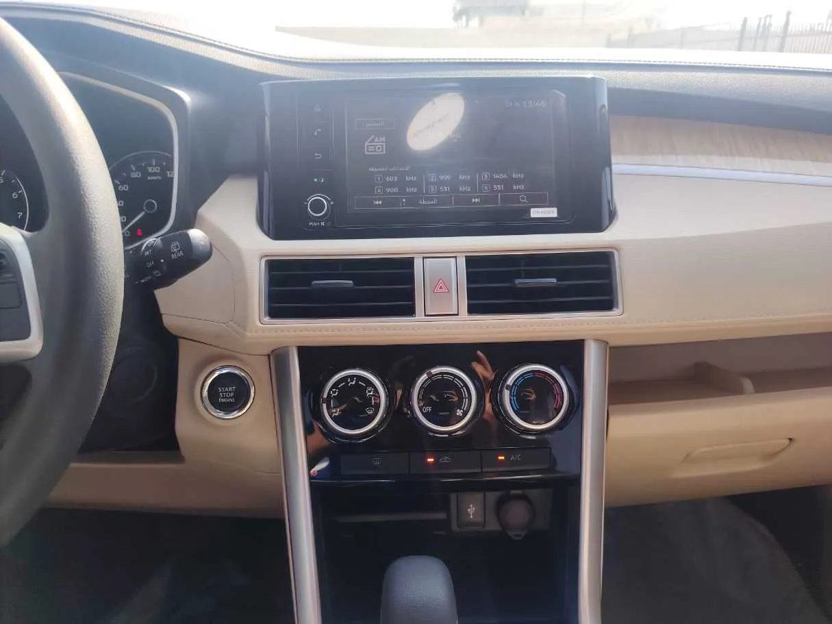 Car image 29