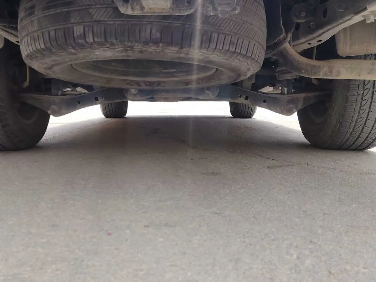 Car image 33