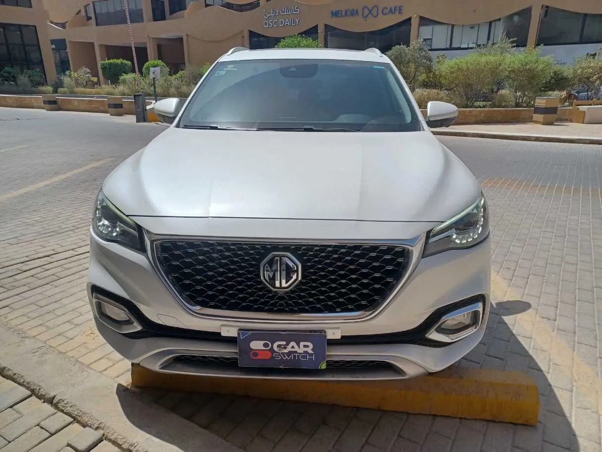 Car image 2