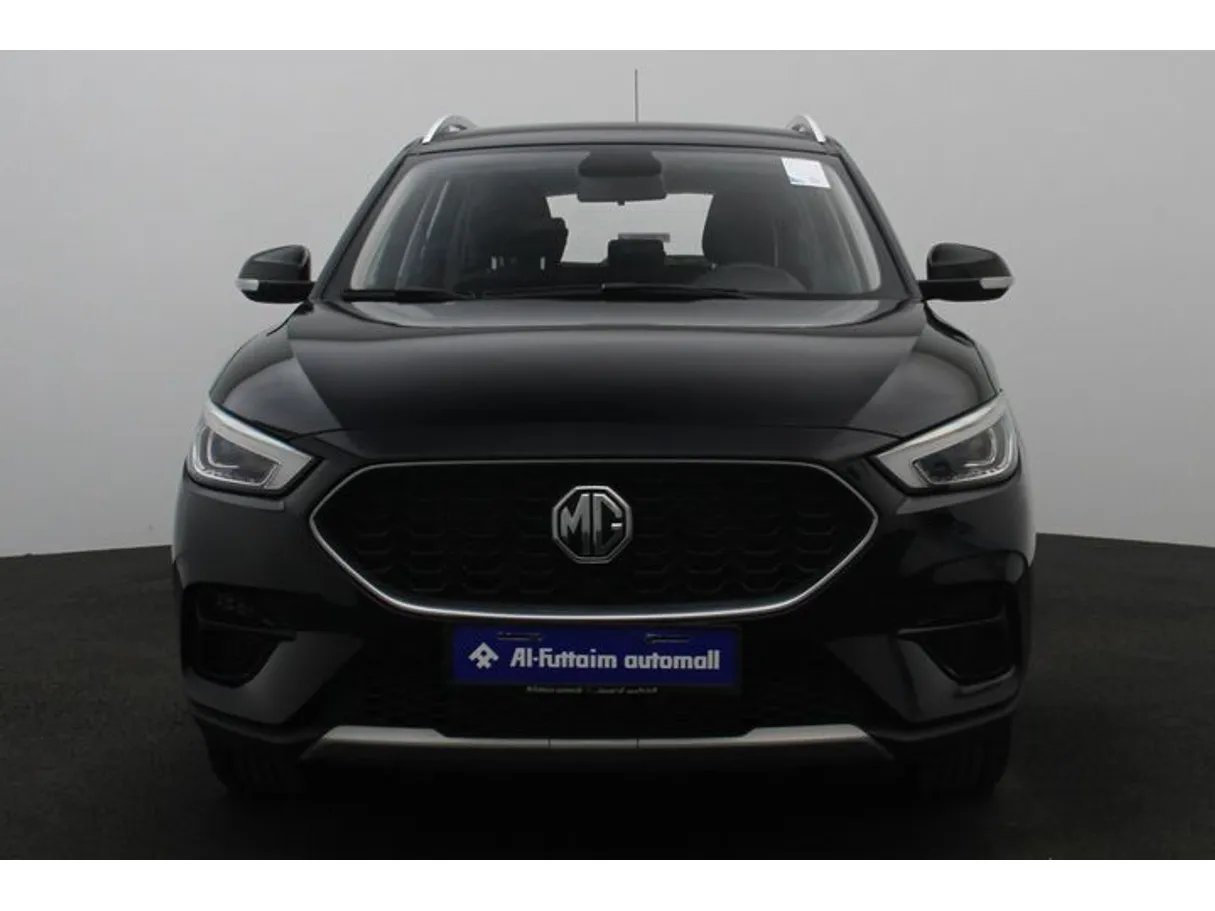 Car image 11