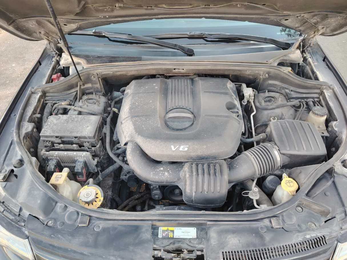 Car image 39