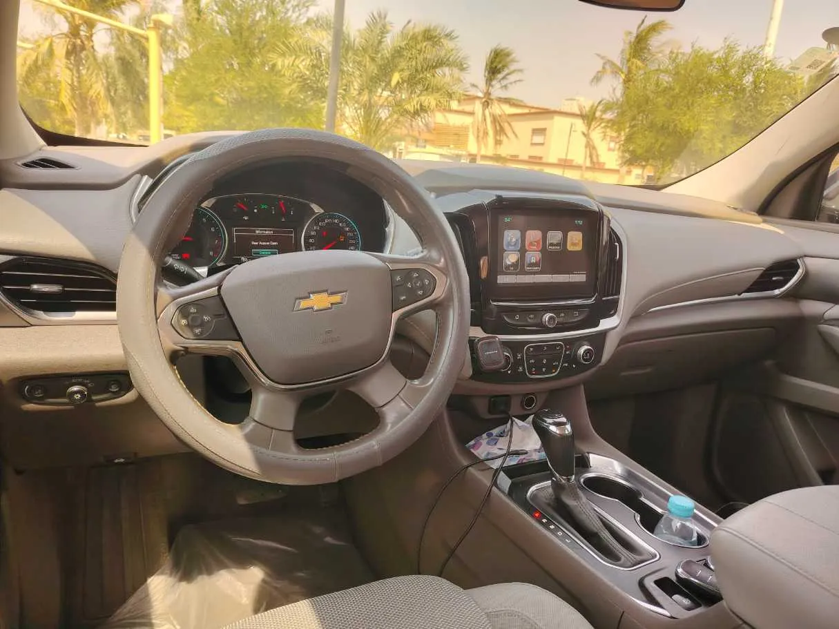 Car image 32