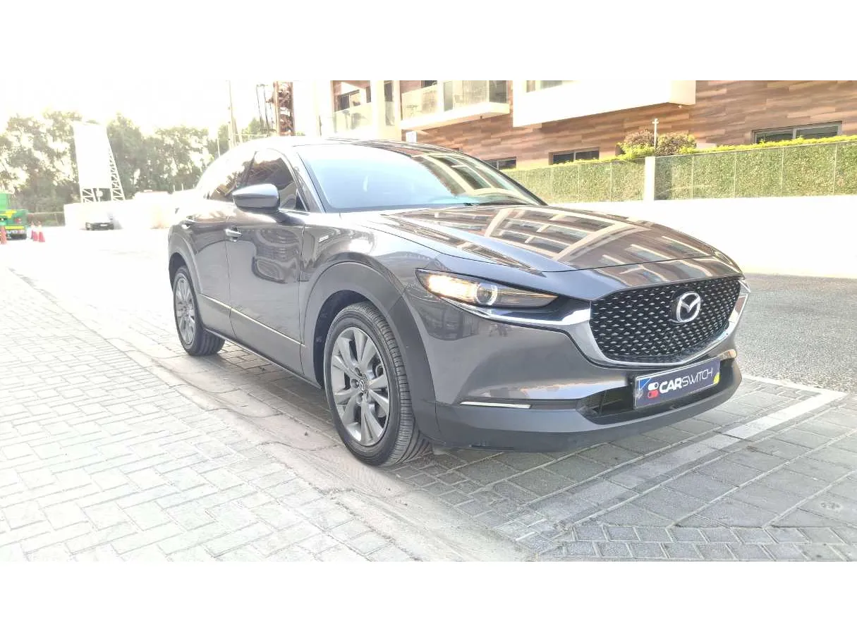 Car image 3
