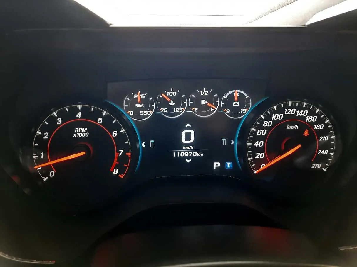 Car image 18