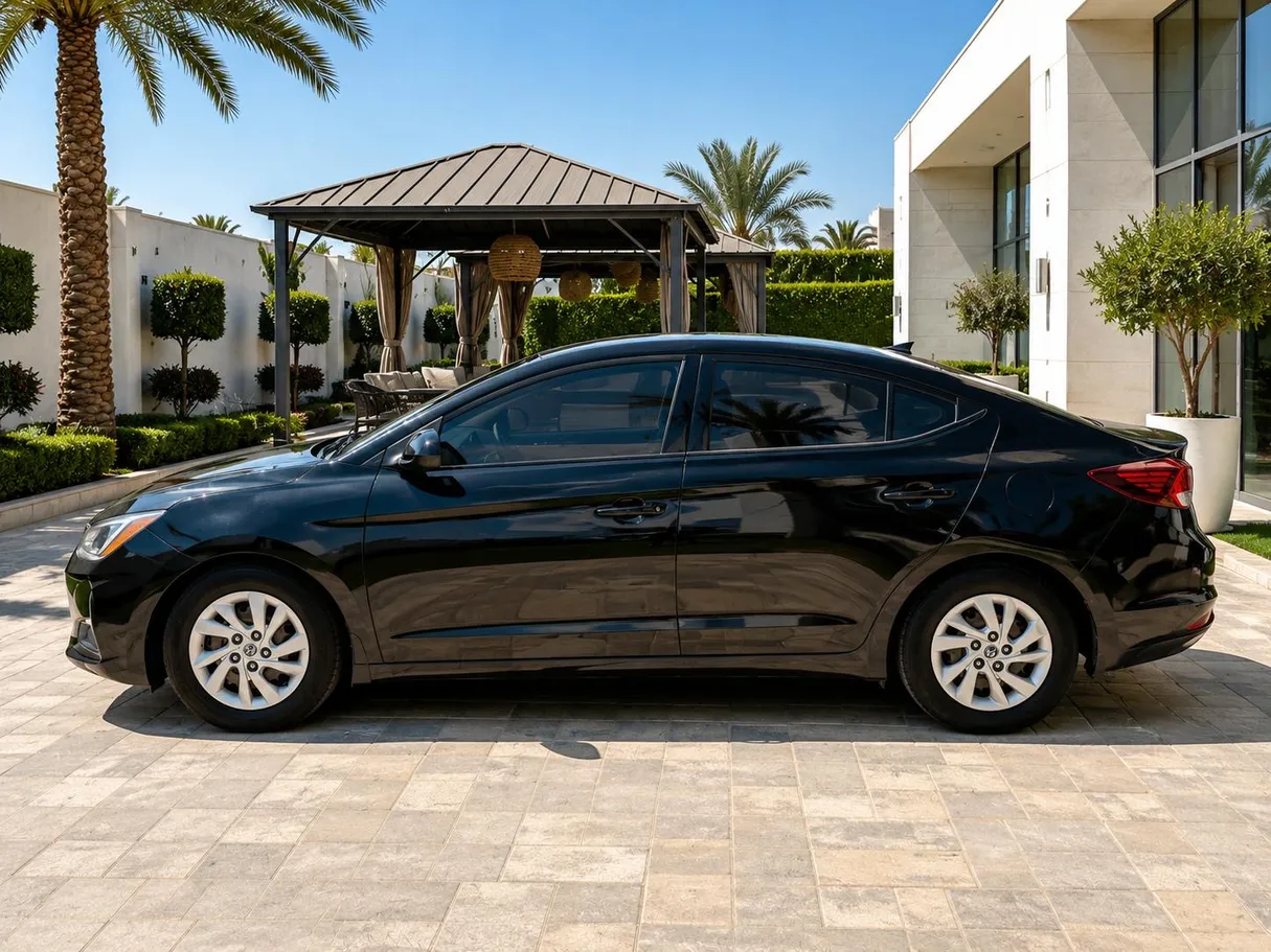 Car image 4