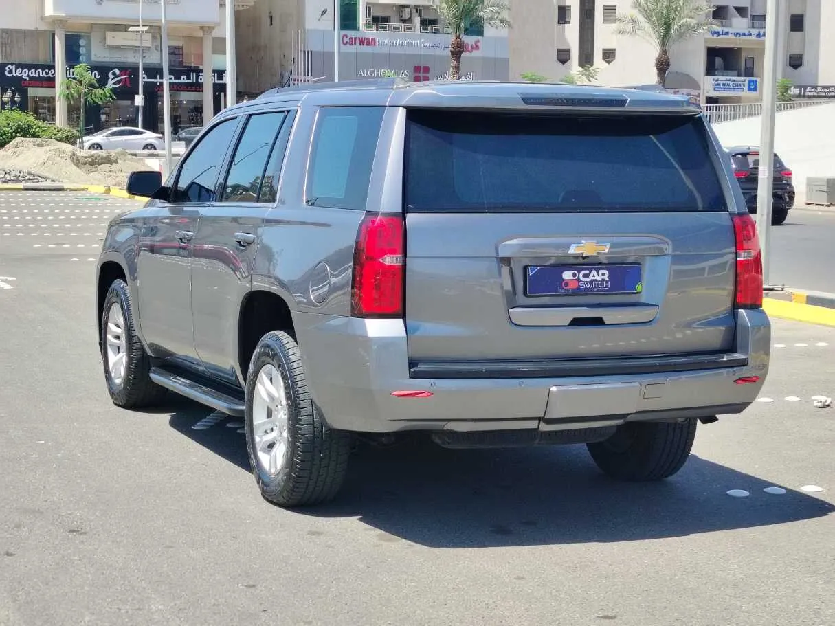 Car image 7