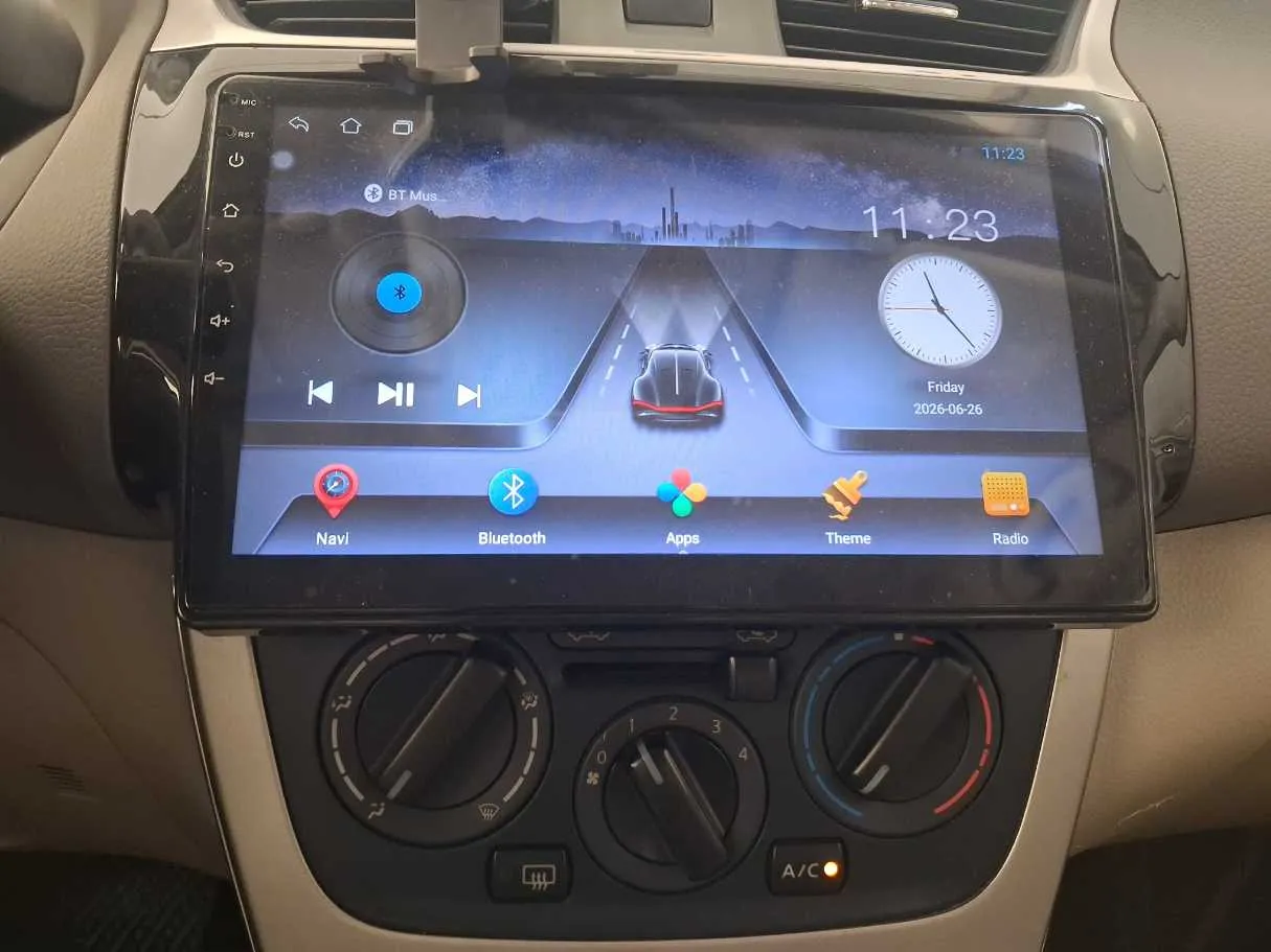 Car image 16