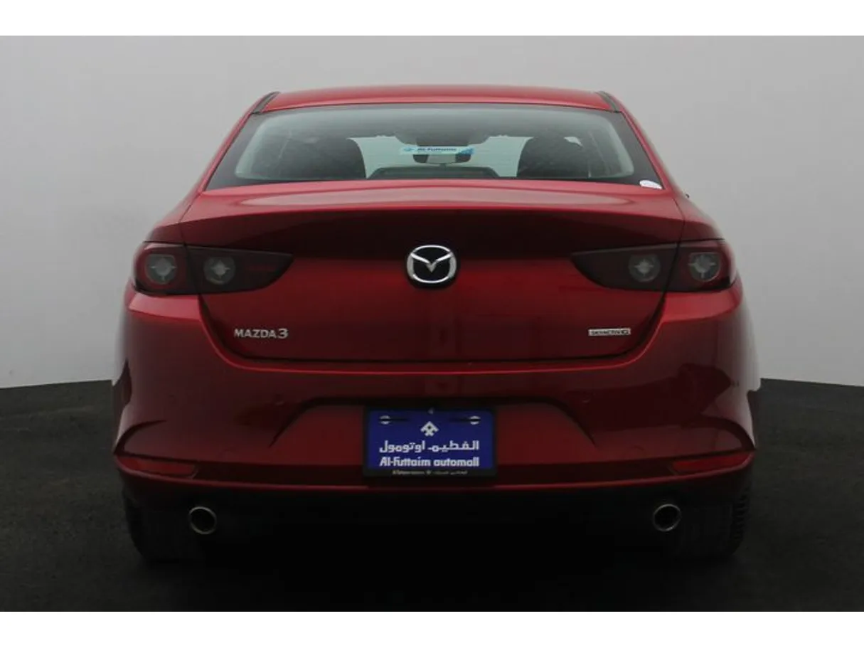 Car image 12