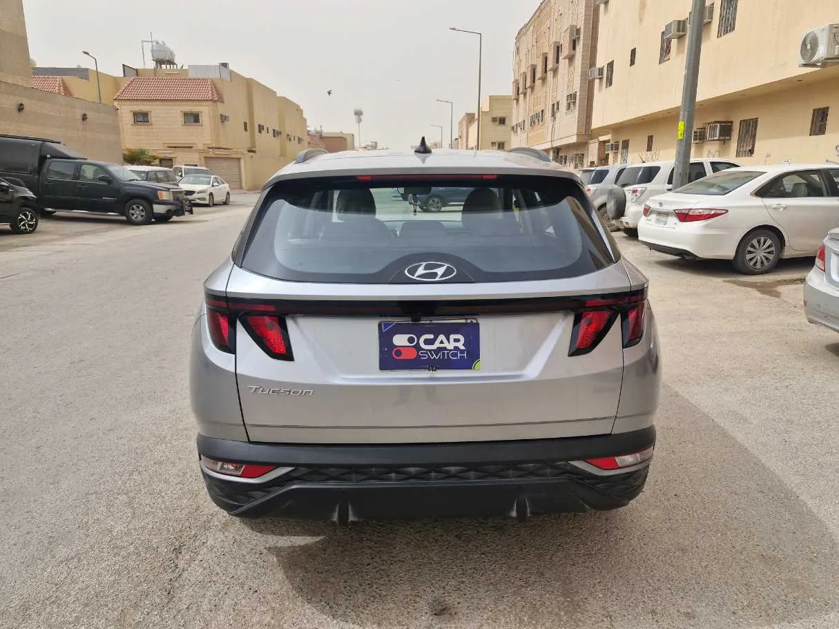 Car image 6