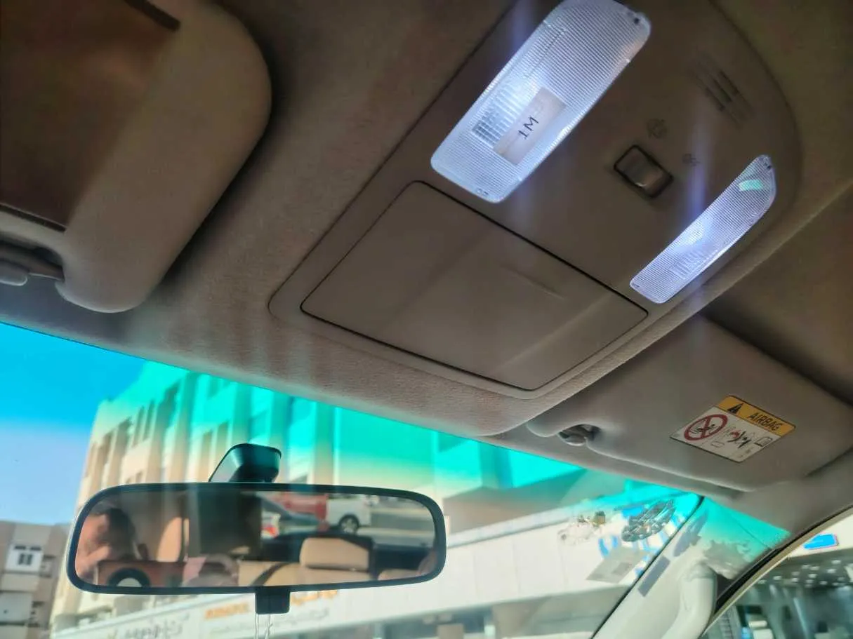 Car image 33