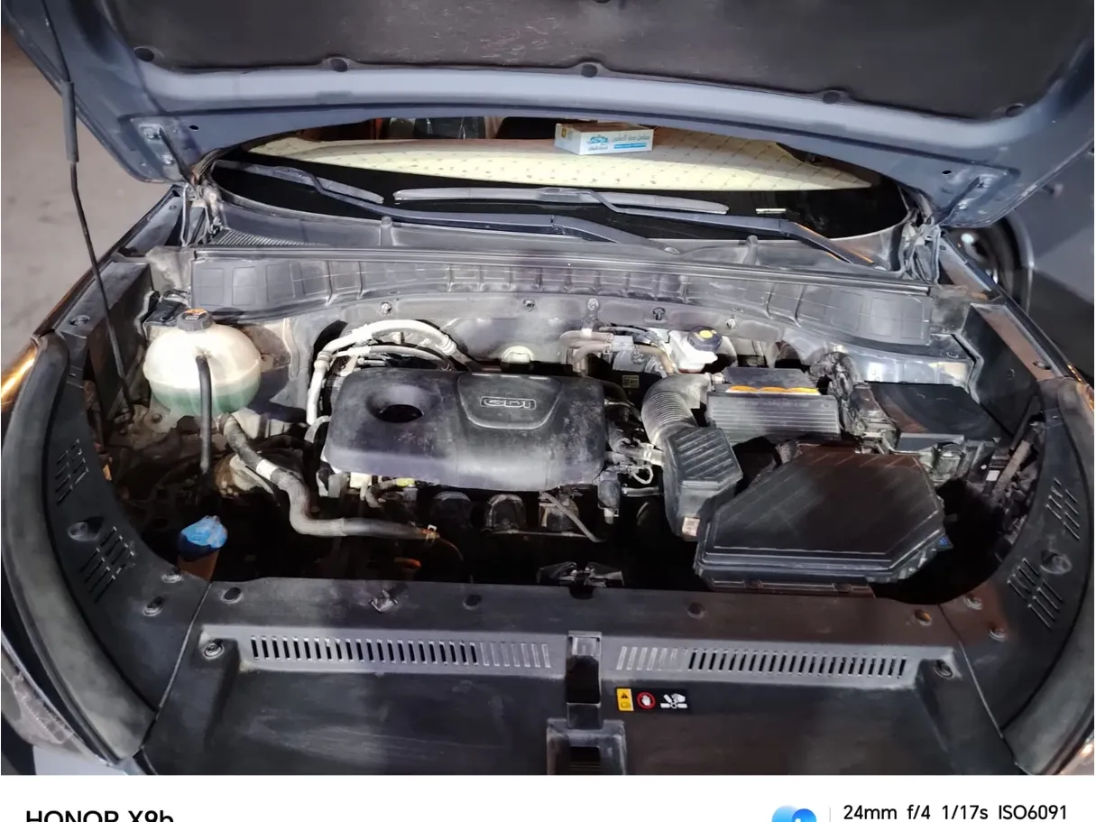 Car image 12