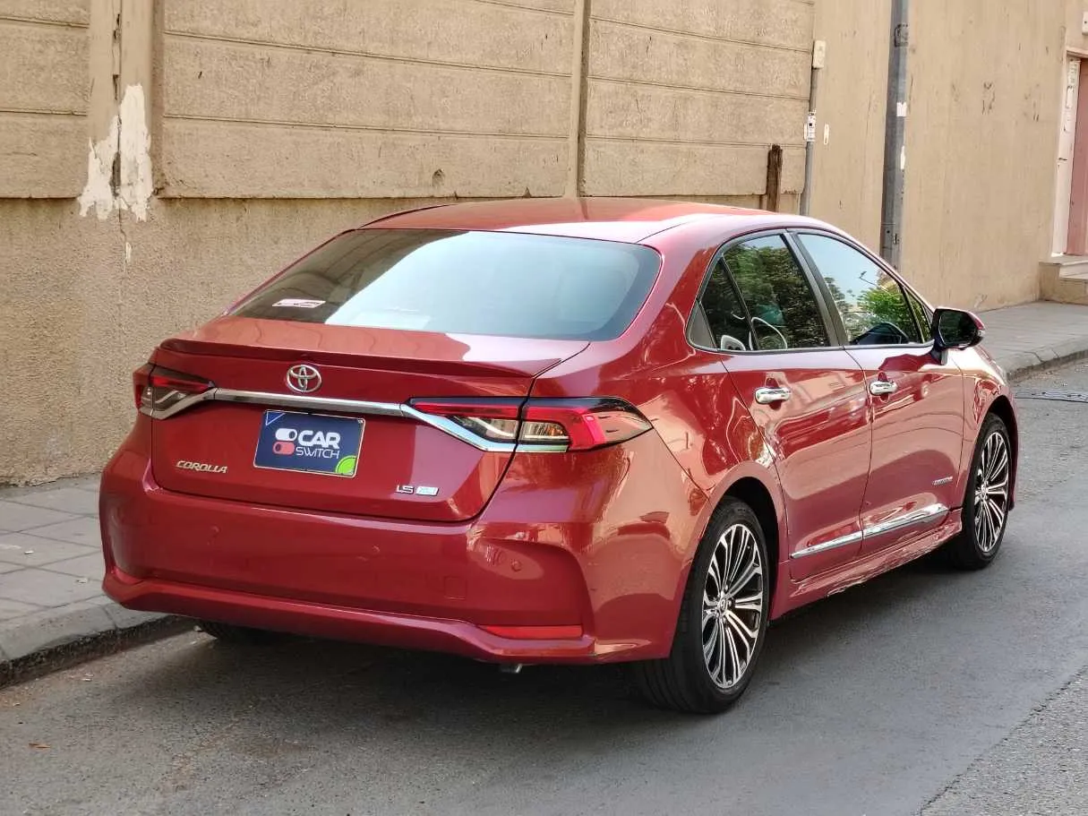 Car image 5
