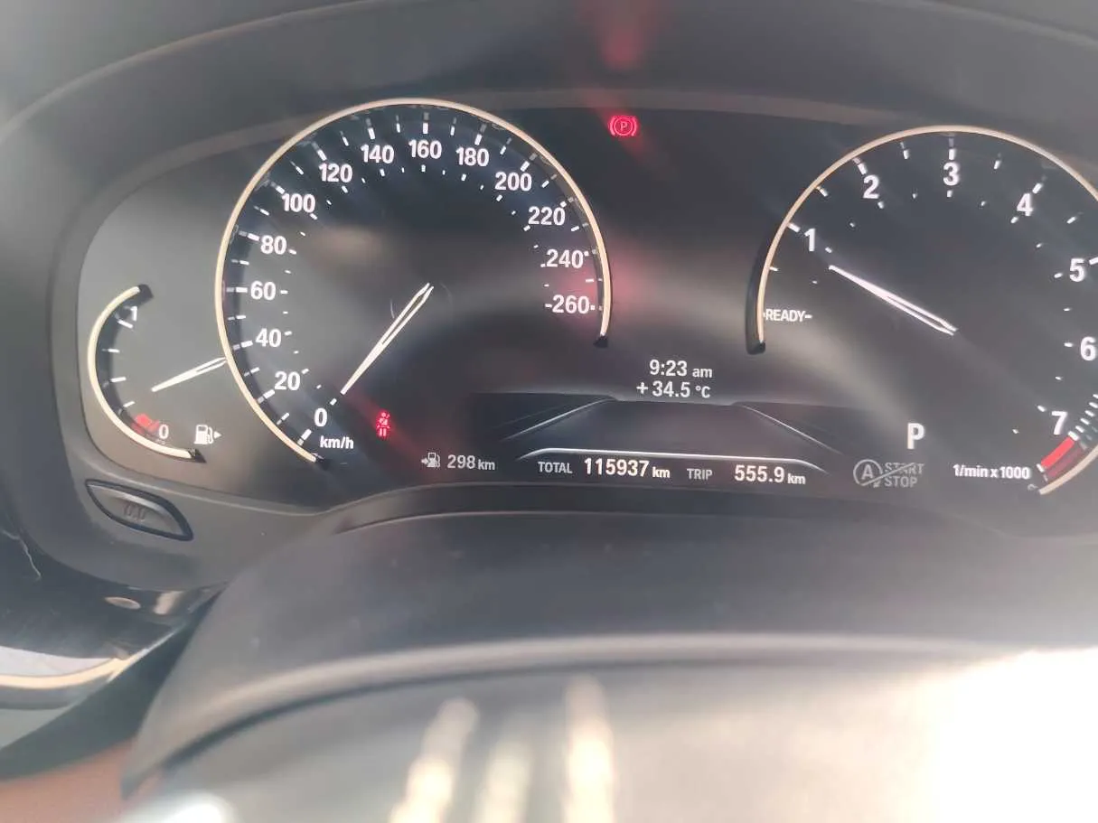 Car image 20