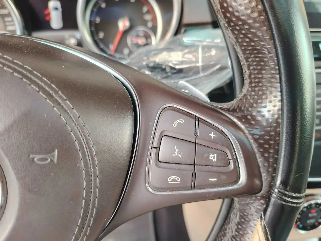 Car image 41