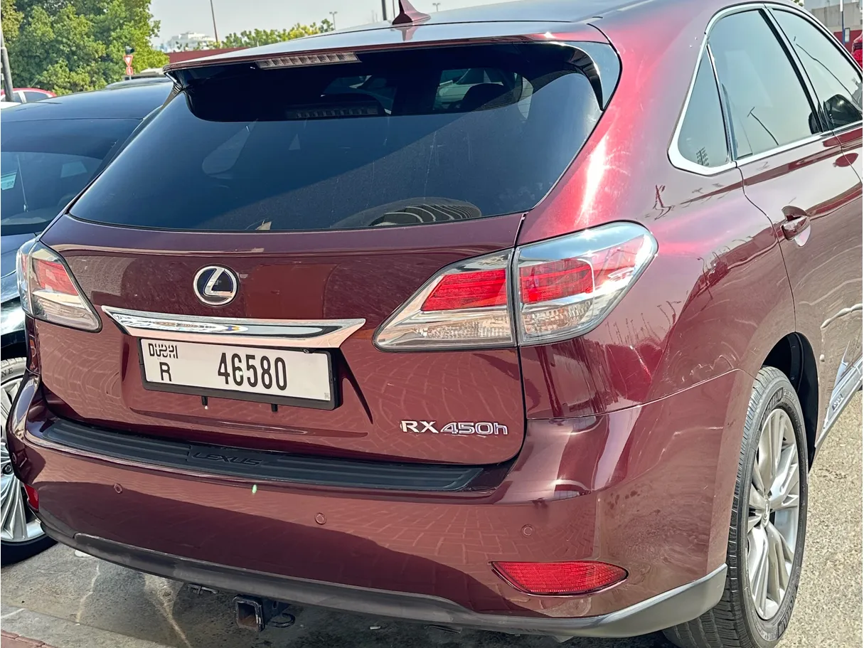 Car image 5
