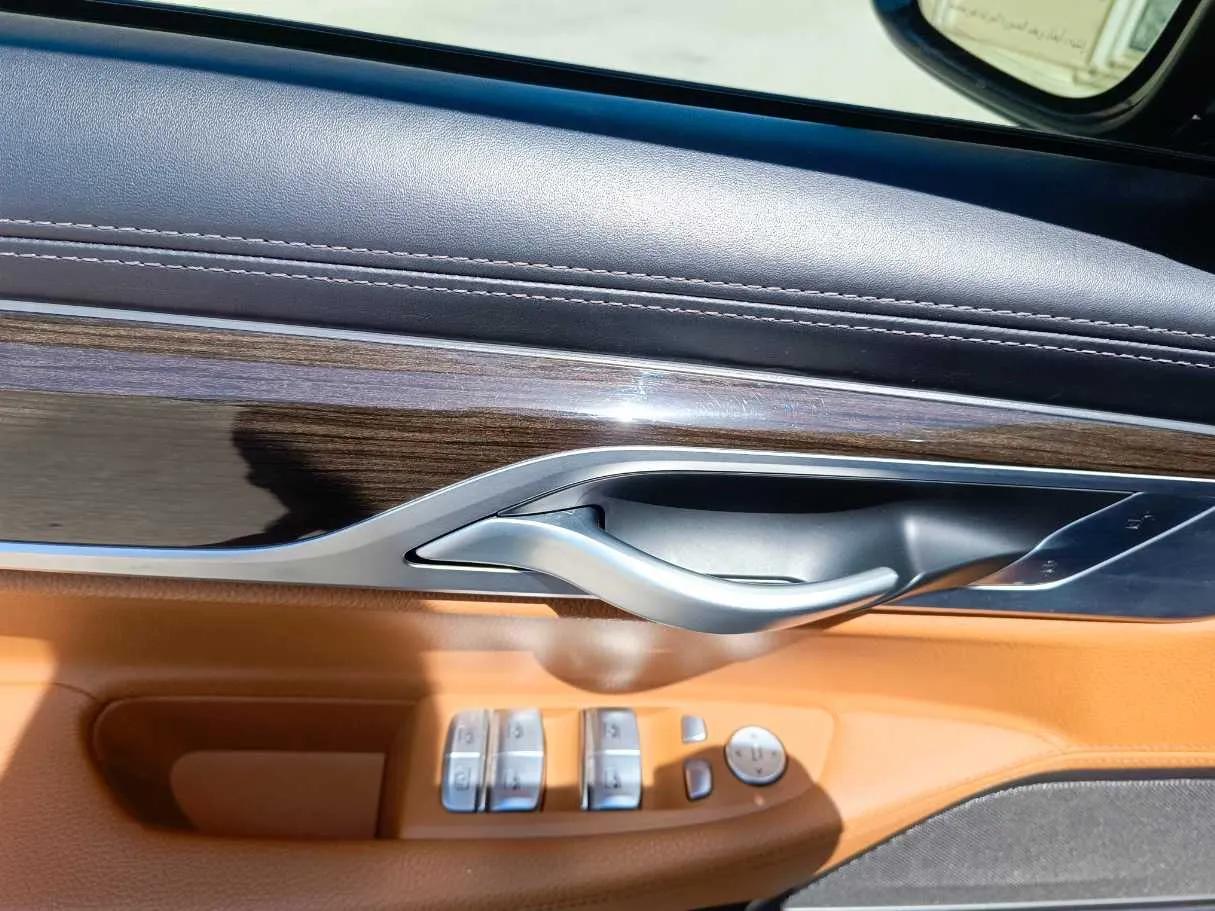 Car image 42