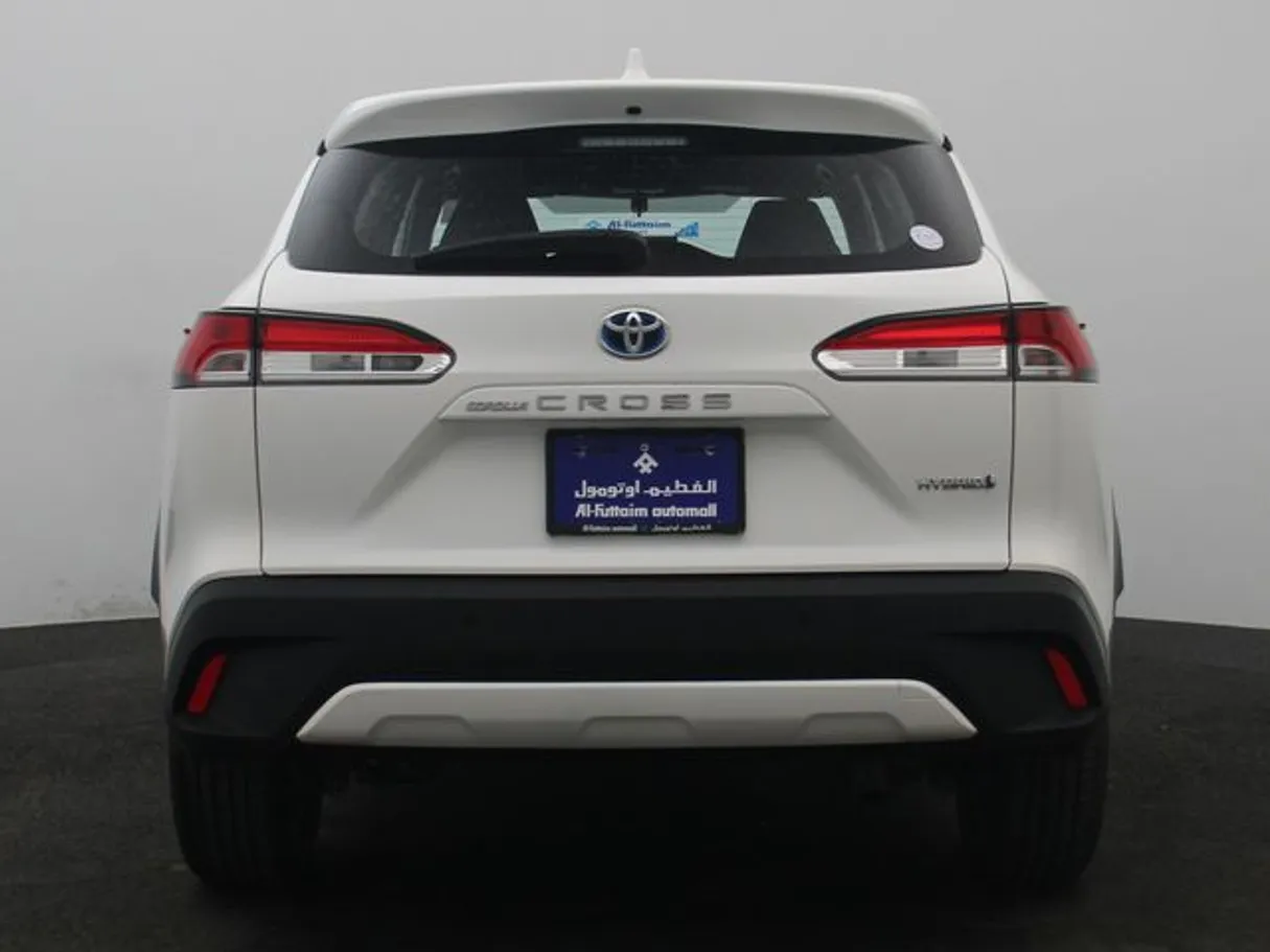 Car image 12