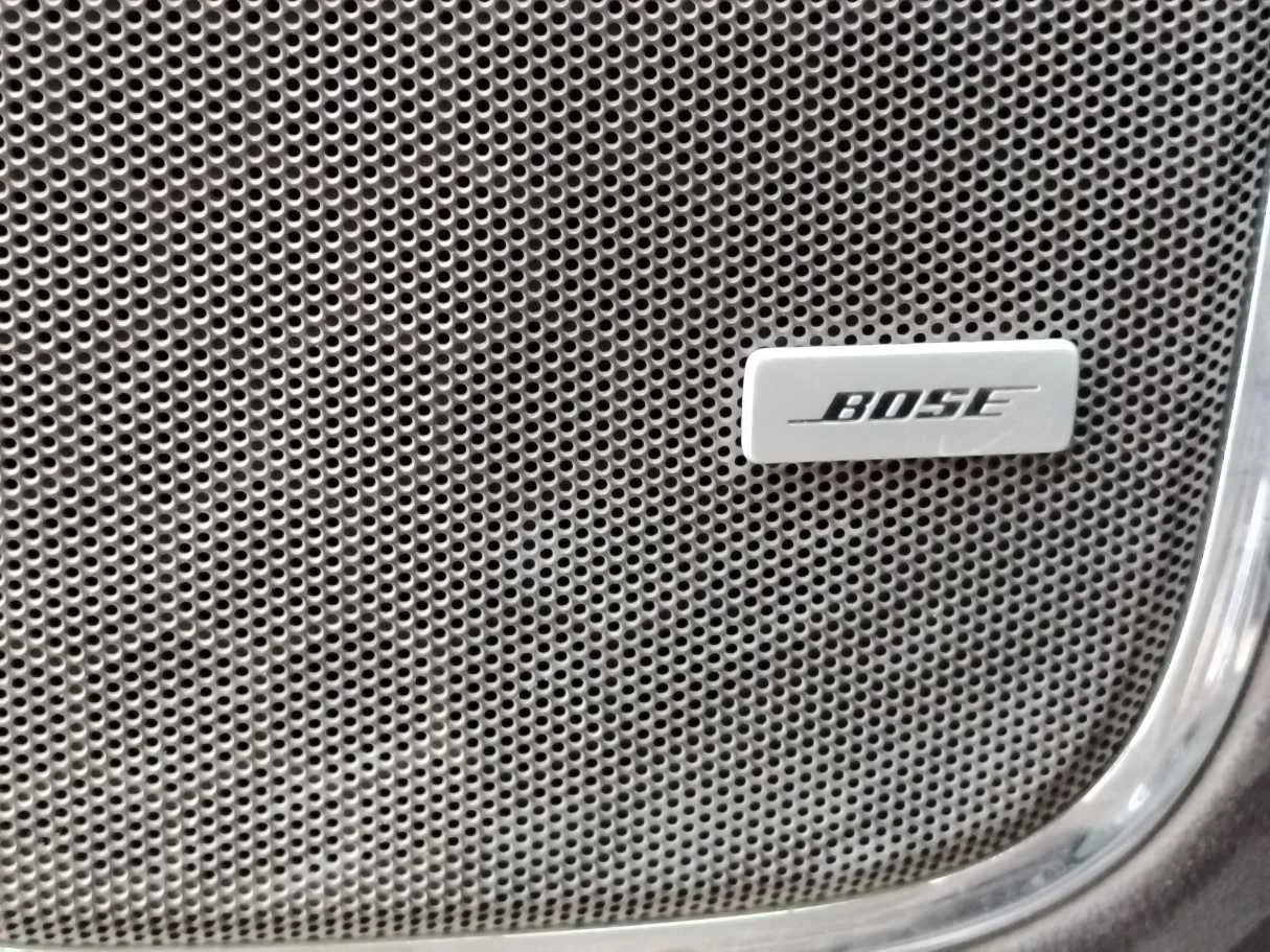 Car image 34