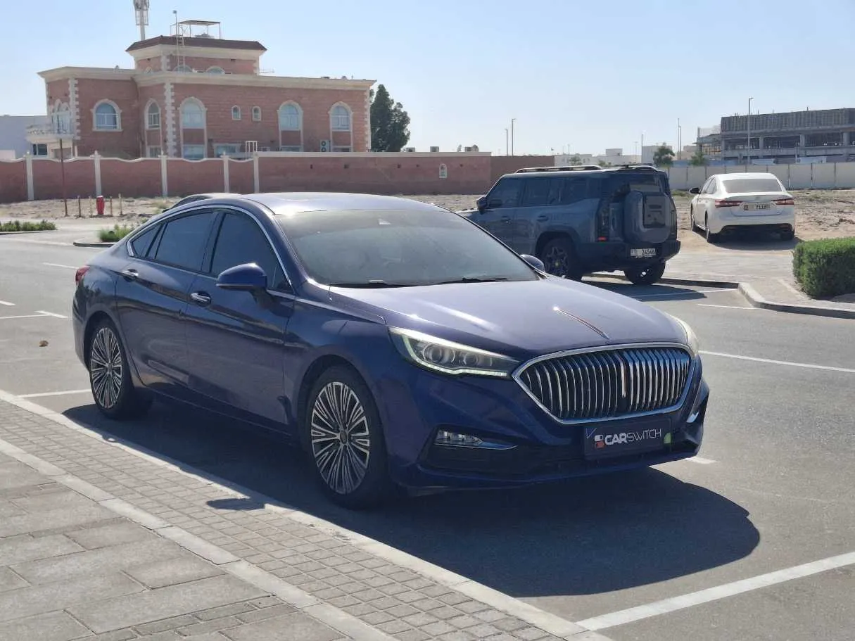 Car image 3