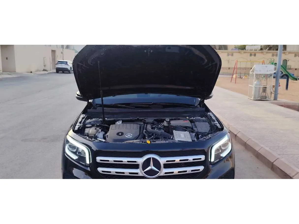Car image 36