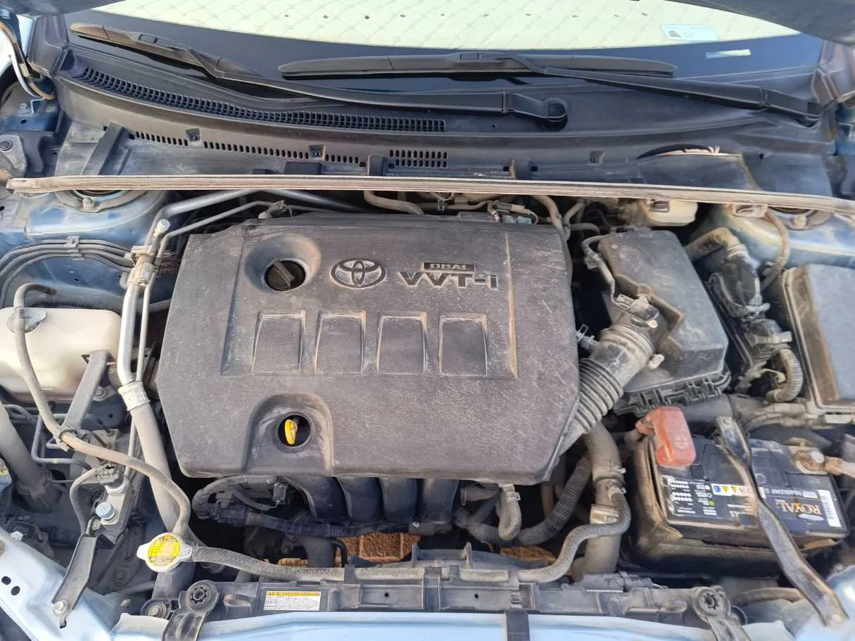 Car image 30