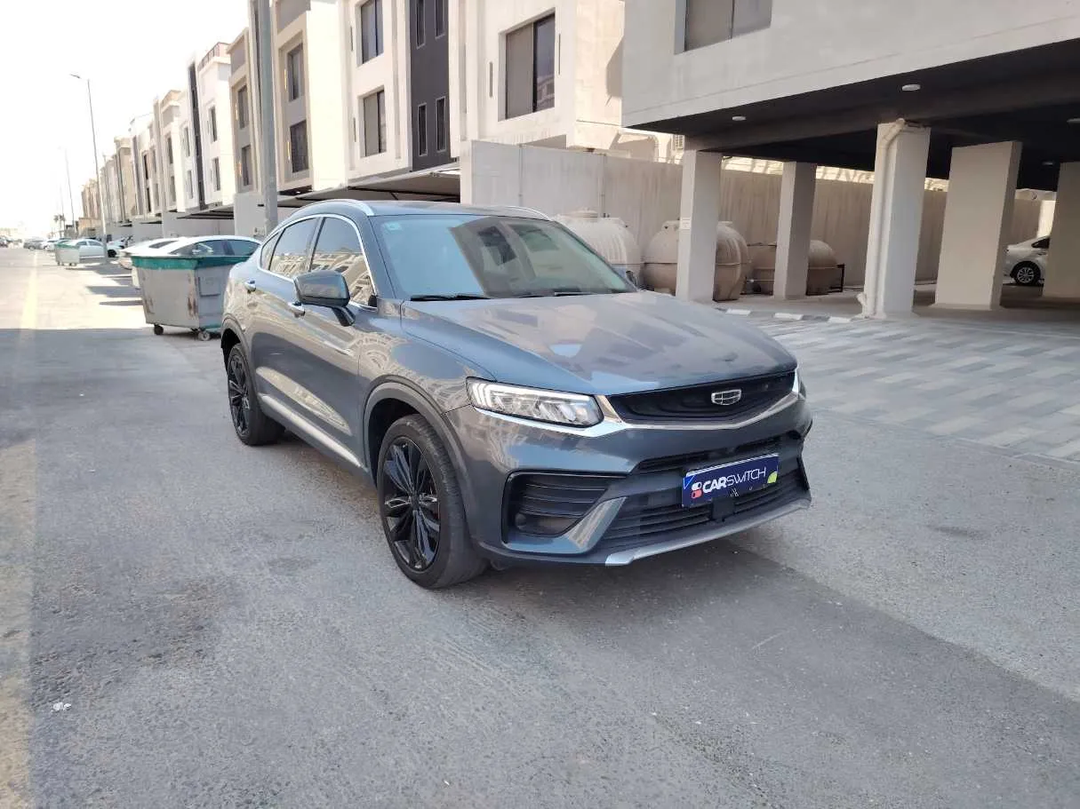 Car image 3