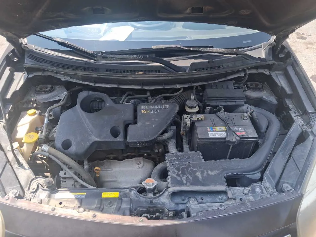 Car image 21