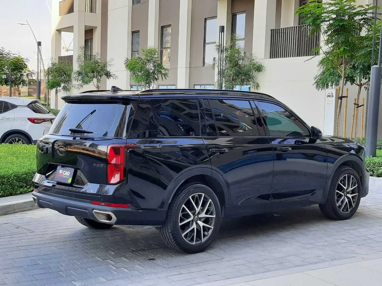 Car image 5