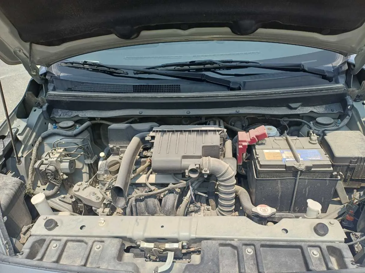 Car image 23