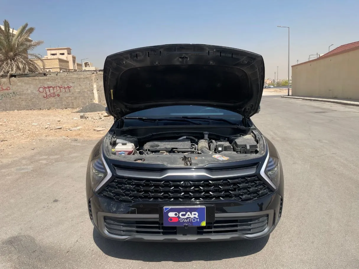 Car image 26