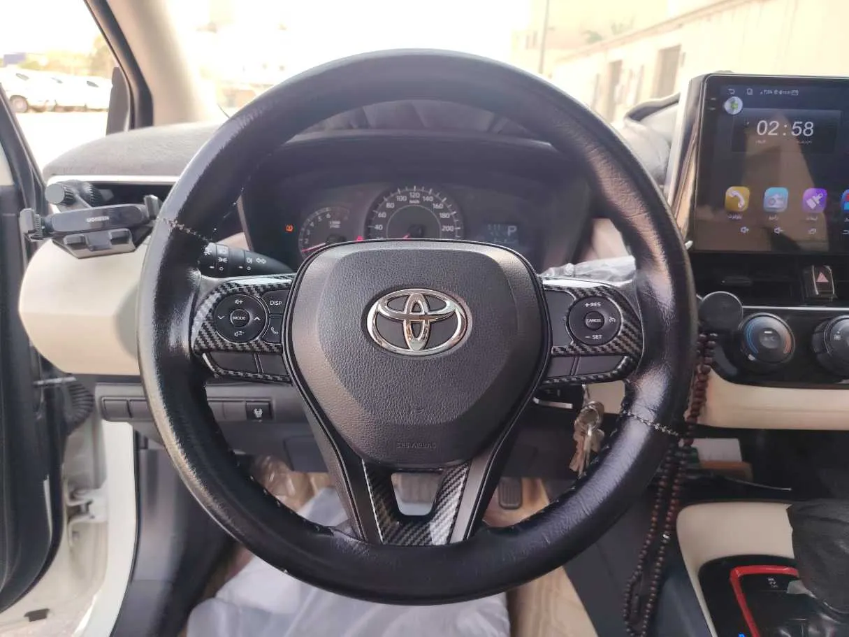 Car image 21