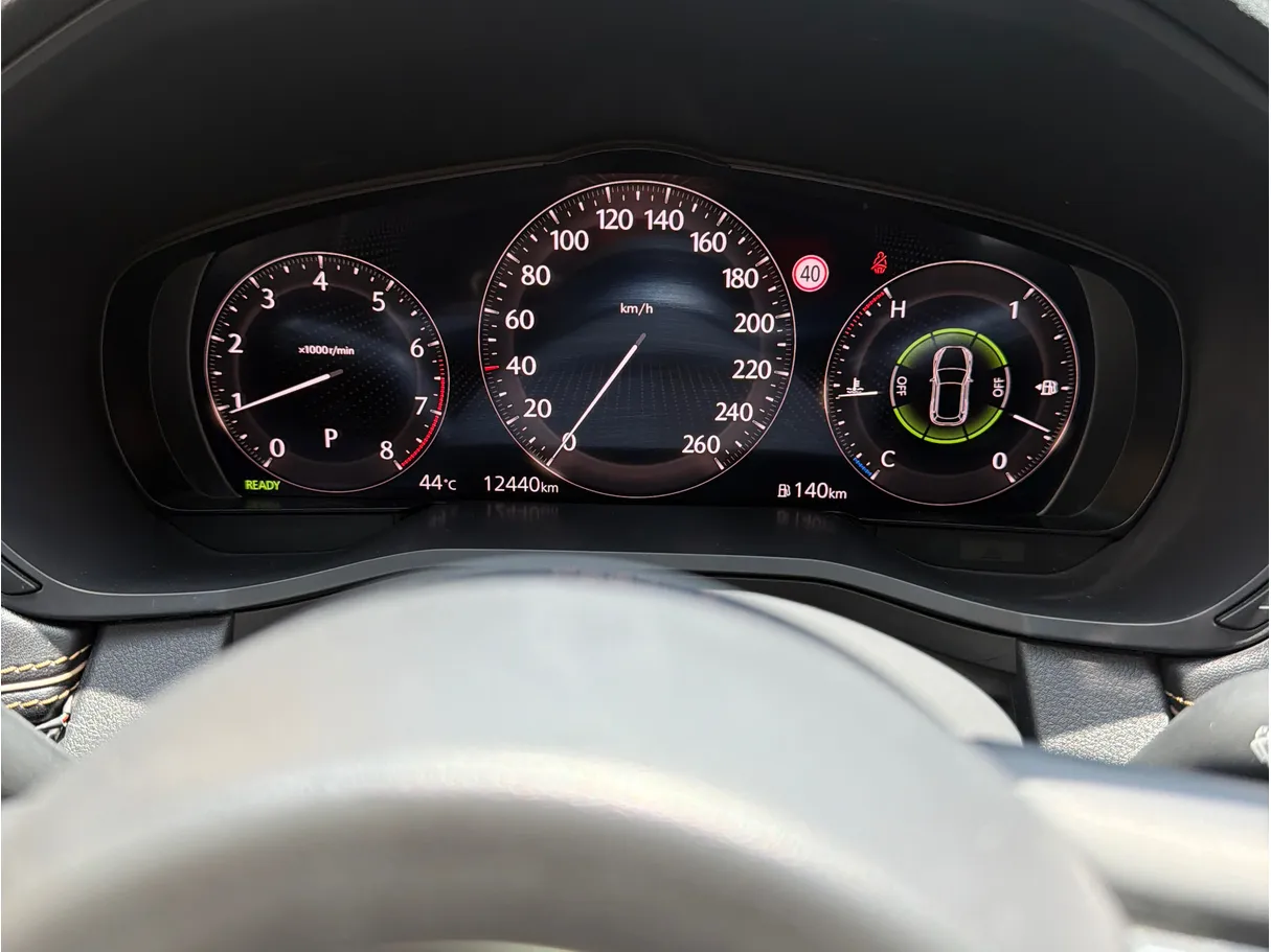Car image 6